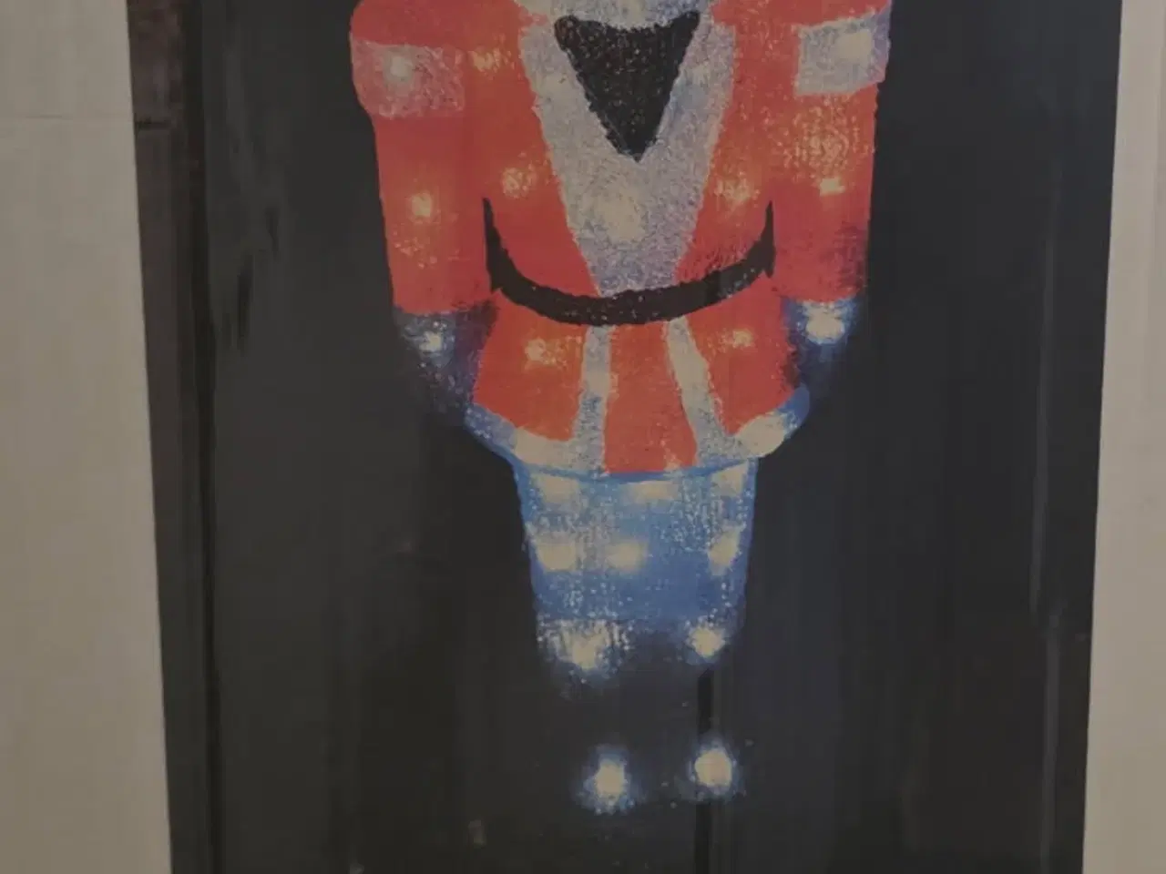 Billede 2 - Julepynt Lysende Nøddeknækker Figur