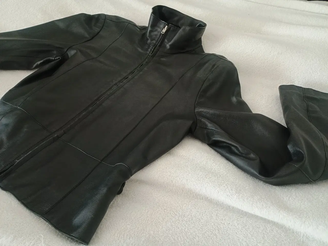 Billede 1 - Skindjakke, ægte, sortbrun, small