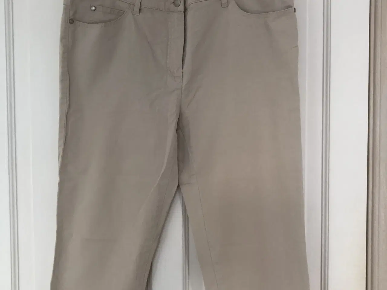 Billede 2 - 3/4 bukser. Gerry Weber, Model Irina.