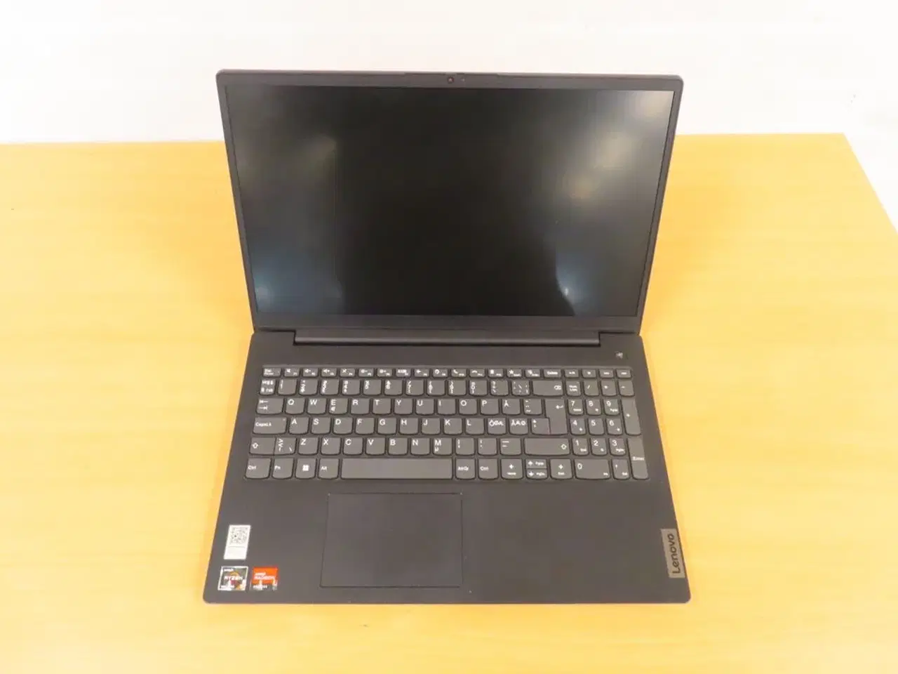 Billede 1 - Computer LENOVO V15 G2 ALC