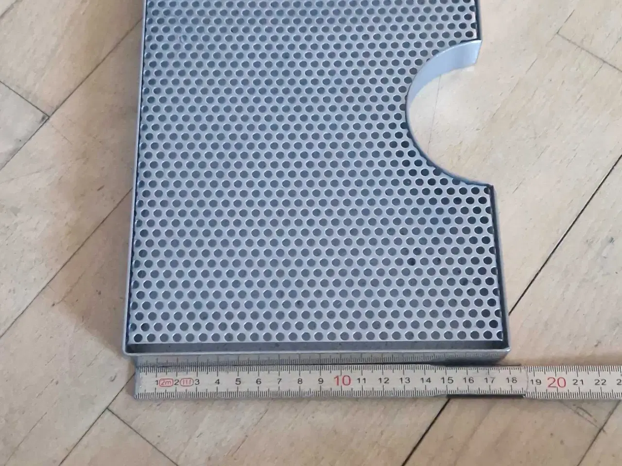 Billede 2 - Lille spildbakke med udskæring