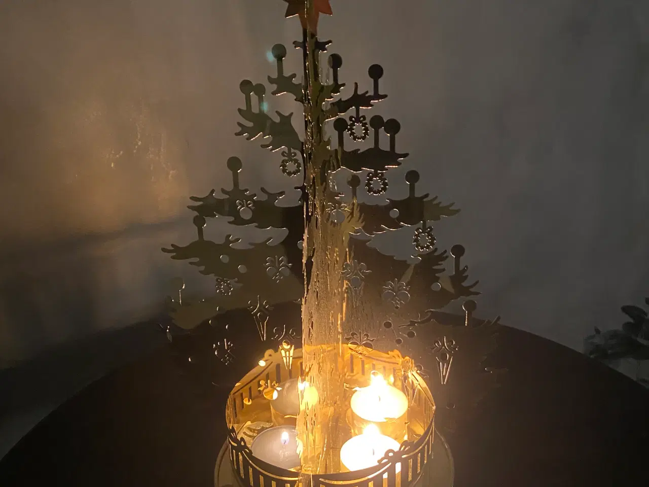 Billede 3 - Royal Copenhagen juletræ i messing med fod