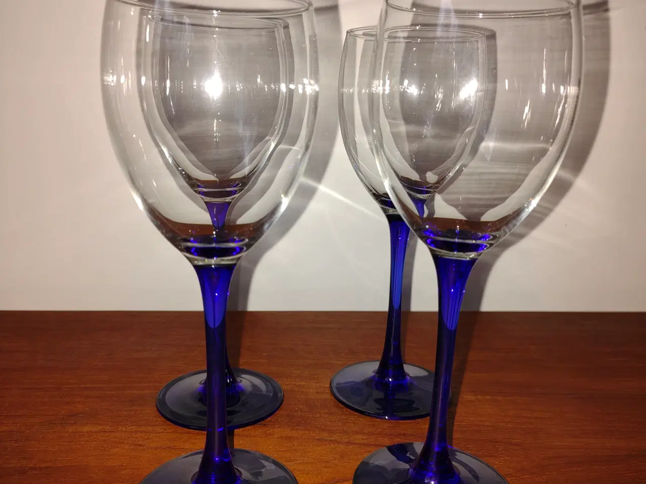 Billede 1 - Flotte Luminarc hvidvinsglas