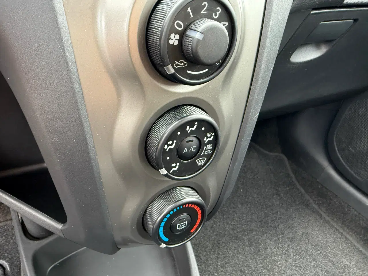 Billede 12 - Toyota Yaris 1,3 VVT-I T3 100HK 5d 6g