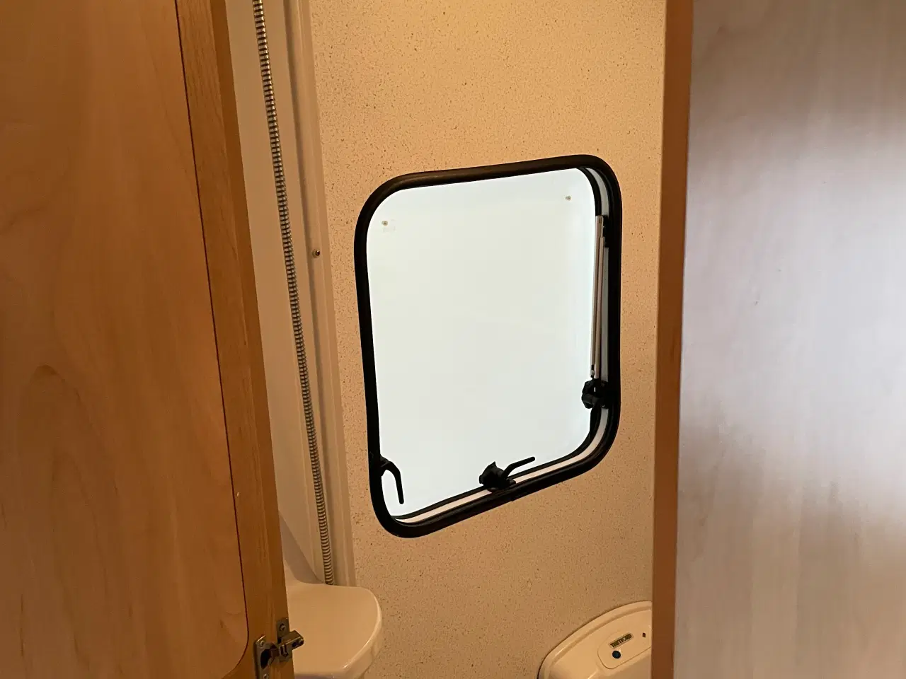 Billede 13 - BÜRSTNER 5022 TS Avantgarde Ventana