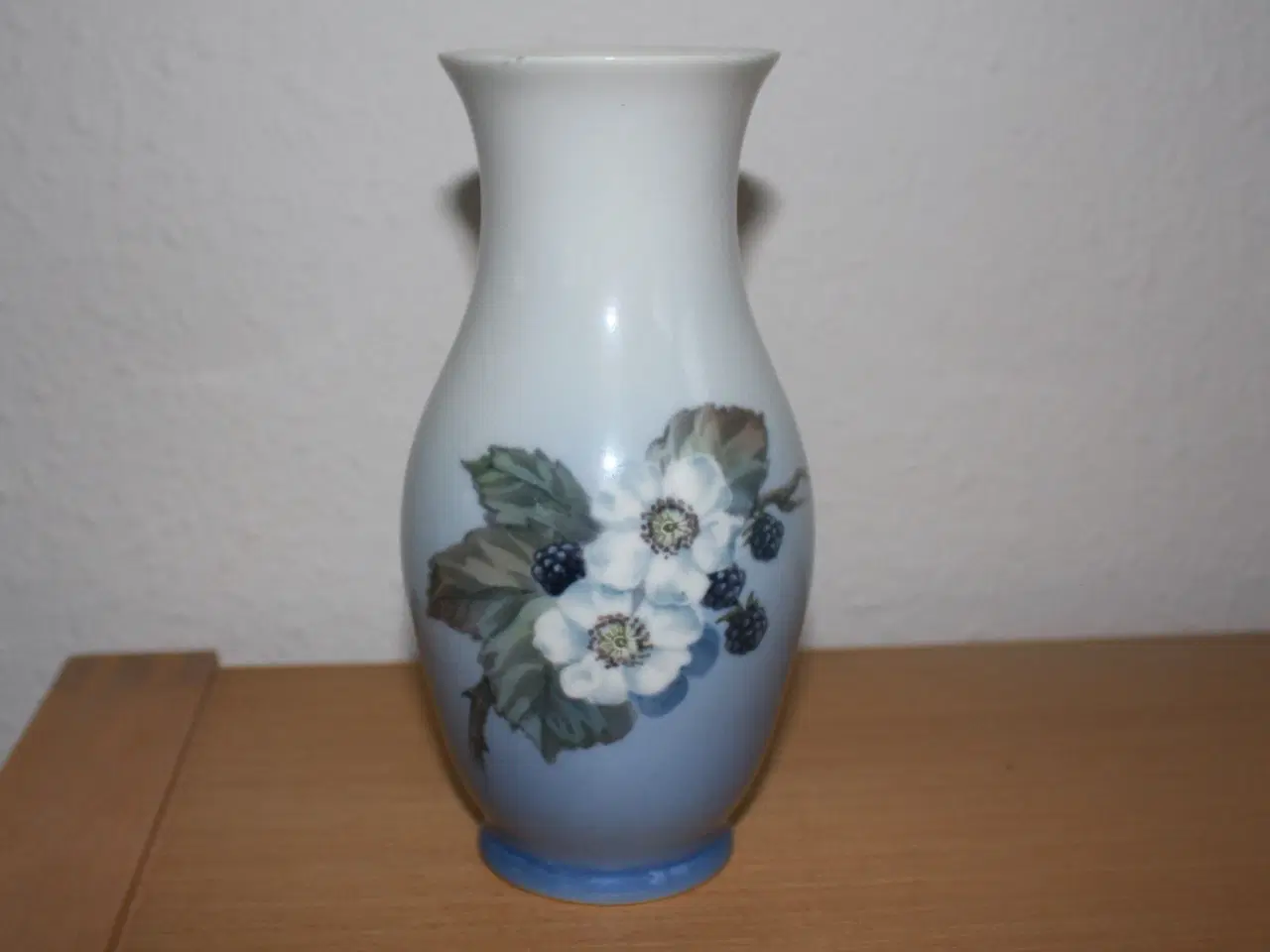 Billede 1 - Vase og skål med brombærranke fra RC