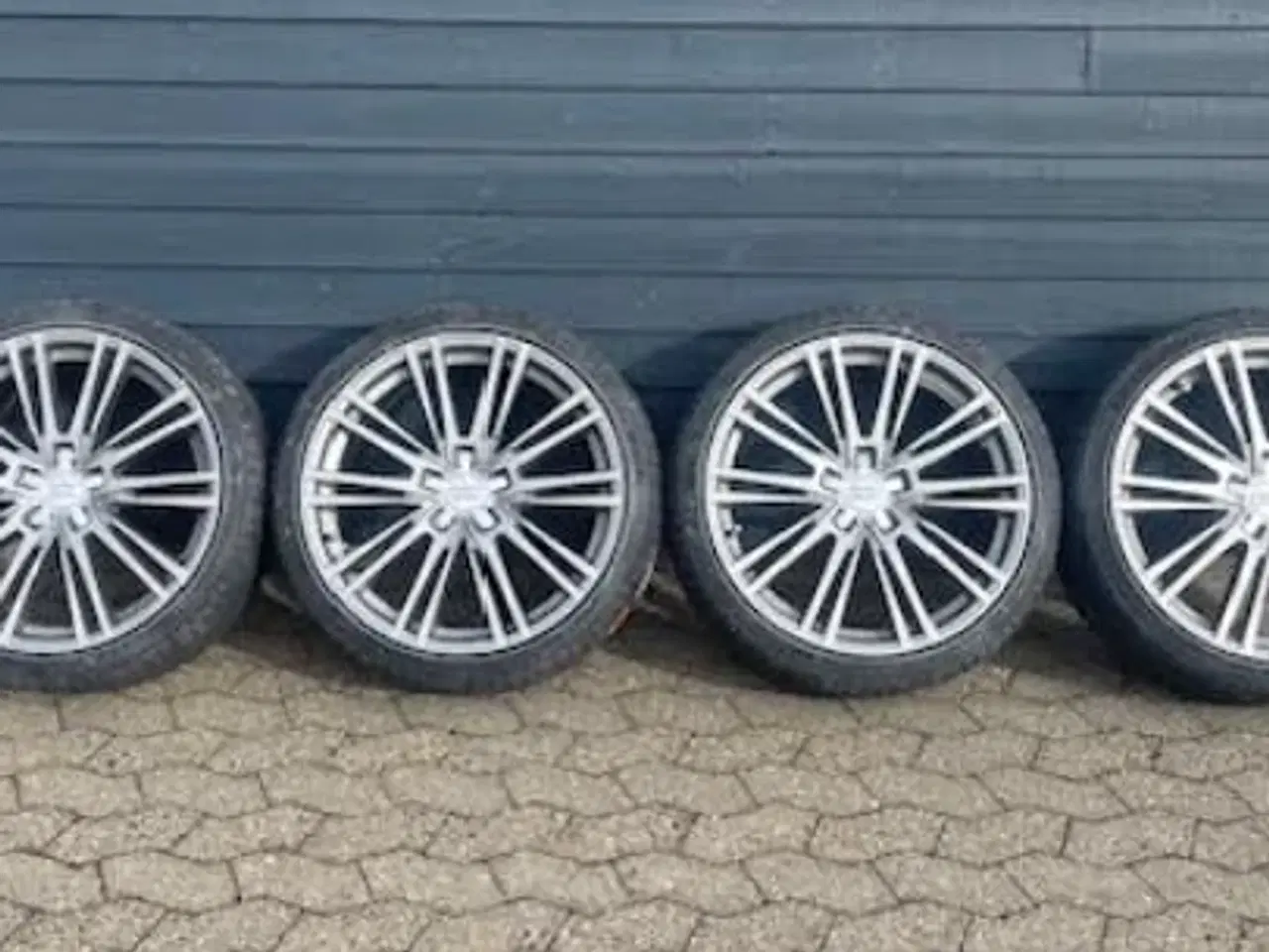 Billede 1 - 19” Audi Alufælge (Helt nye dæk)