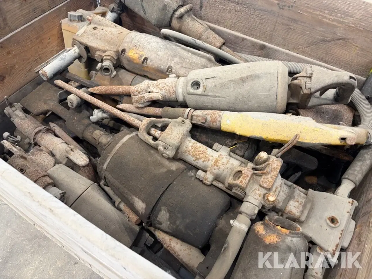 Billede 5 - Tryklufthamre og vandudskiller med trykluftslanger