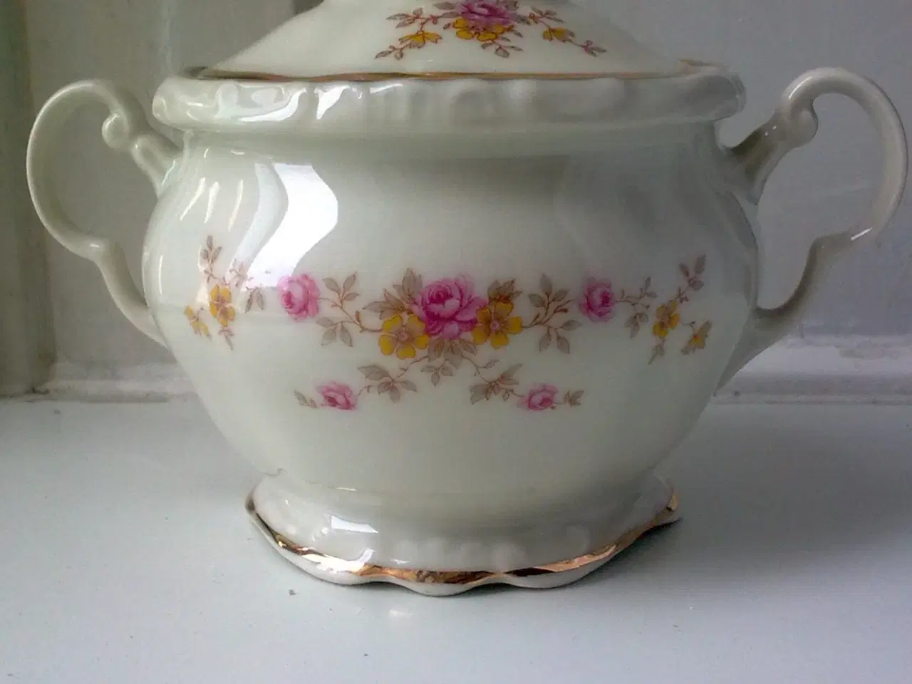 Billede 2 - Karlskrona 90 årig svensk krukke DESIGN +gæster