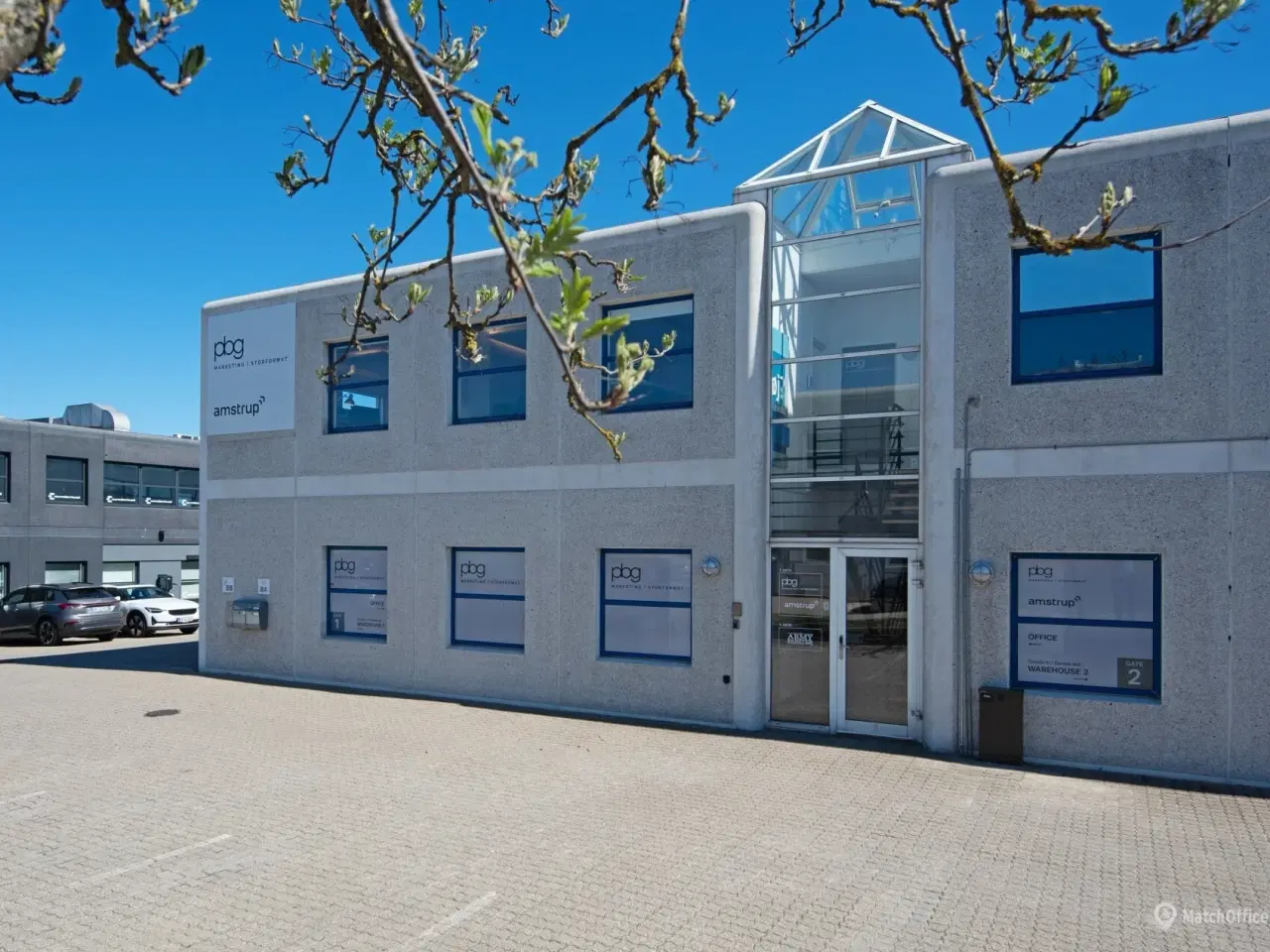 Billede 1 - Flot lejemål der kombinerer moderne faciliteter med en yderst praktisk beliggenhed