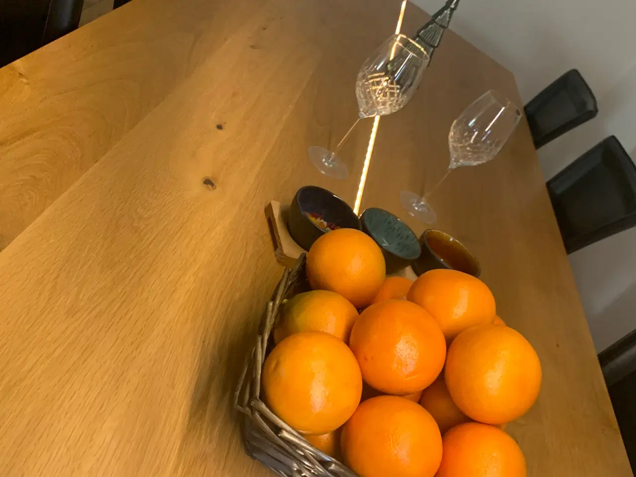 Billede 3 - Spisebord i massiv egtræ