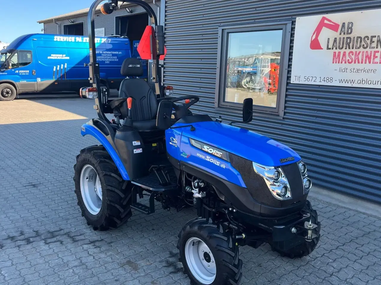 Billede 2 - Solis S26 Shuttle XL Fabriksny 26hk 4WD traktor med vendegear