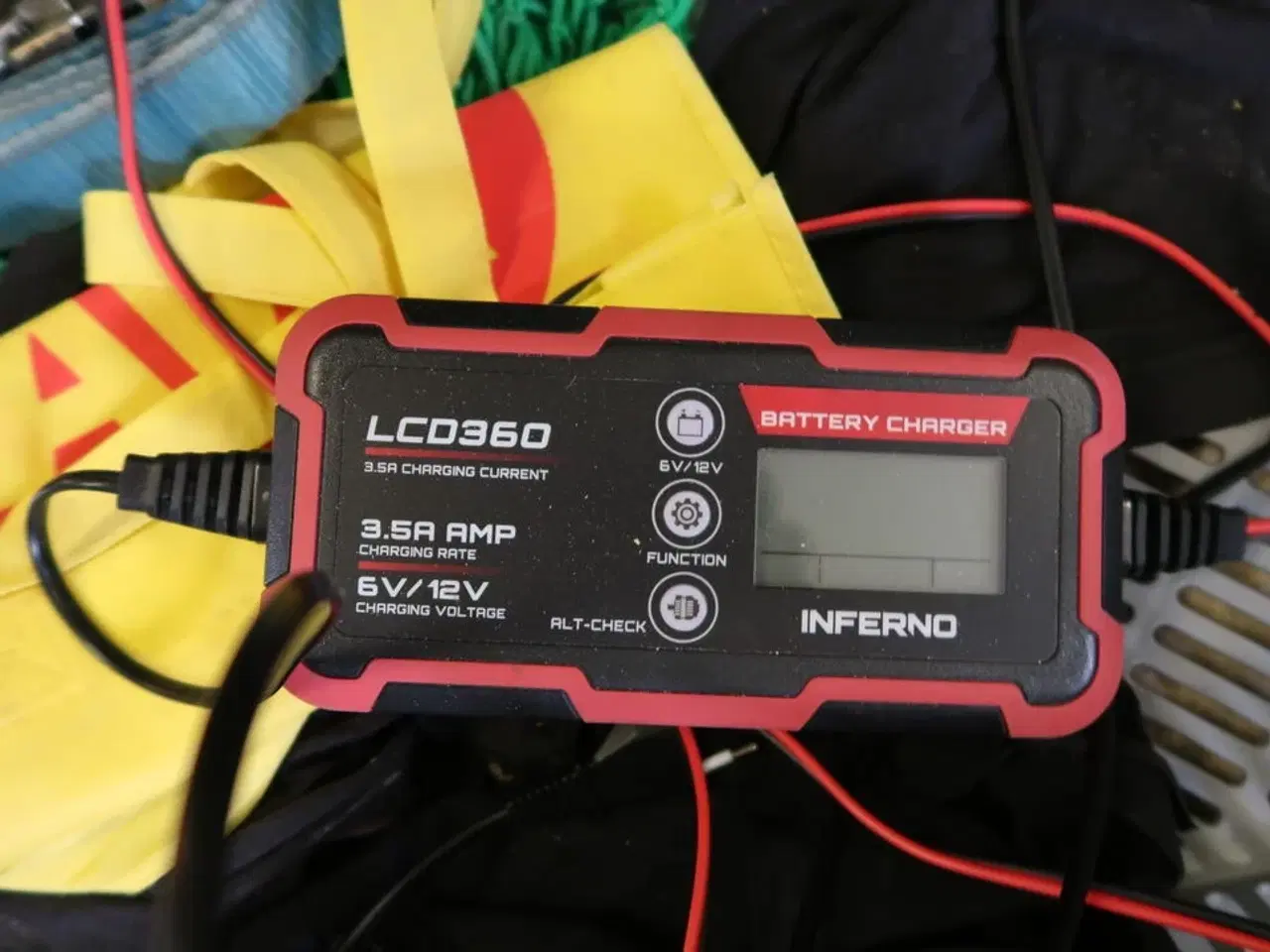 Billede 2 - Lader INFERNO LCD360 samt 2 stk. digitale vaterpas HULTAFORS DM 60