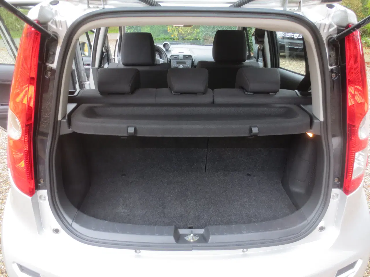 Billede 12 - Suzuki Splash 1.0 i År 14 Km 42000. 