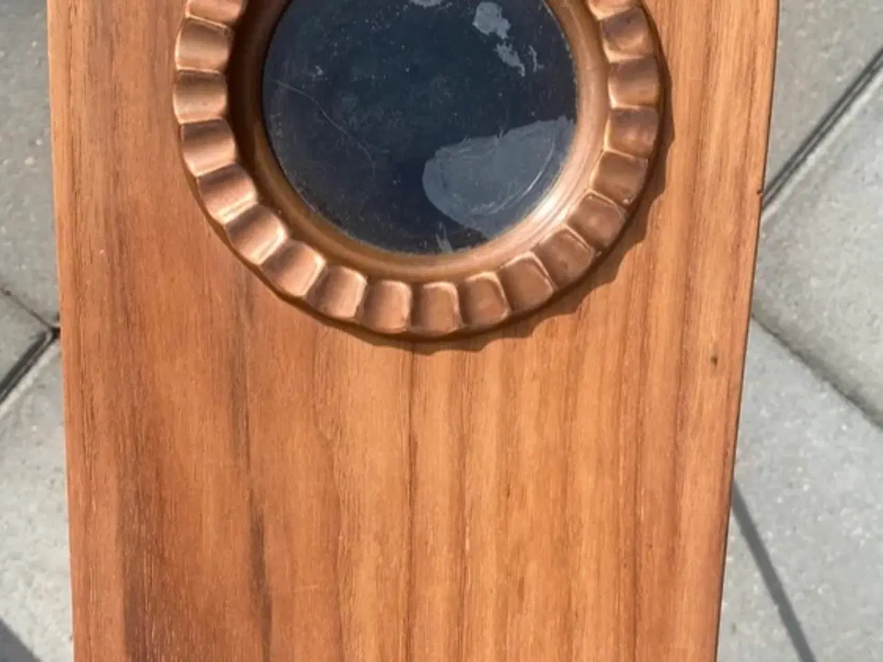 Billede 4 - Elegant side/ tobaksbord i teaktræ