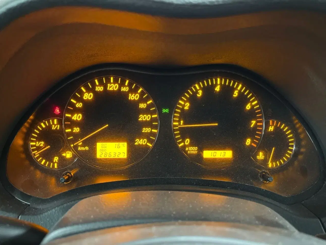 Billede 1 - Toyota Avensis 2,0 Sol stc.