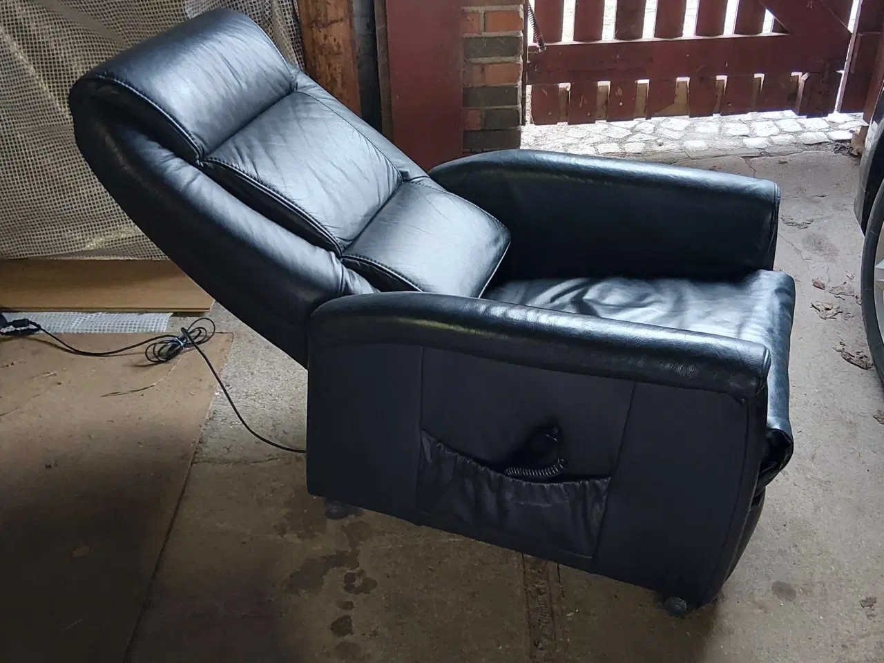 Billede 6 - Ægte læder løftestol / sædeløft. I perfekt stand. 