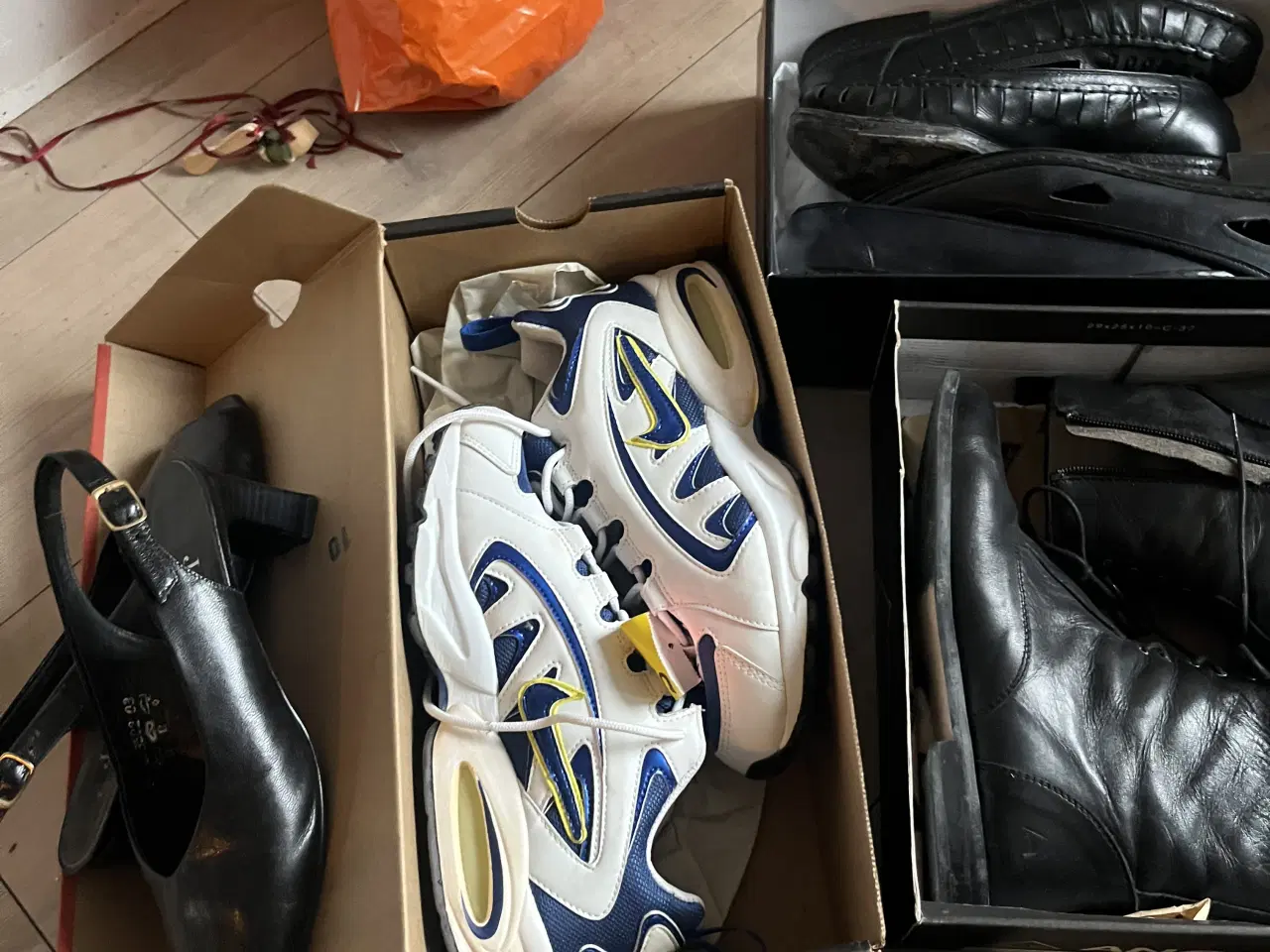 Billede 5 - Har 12 par damesko i forskellige varianter