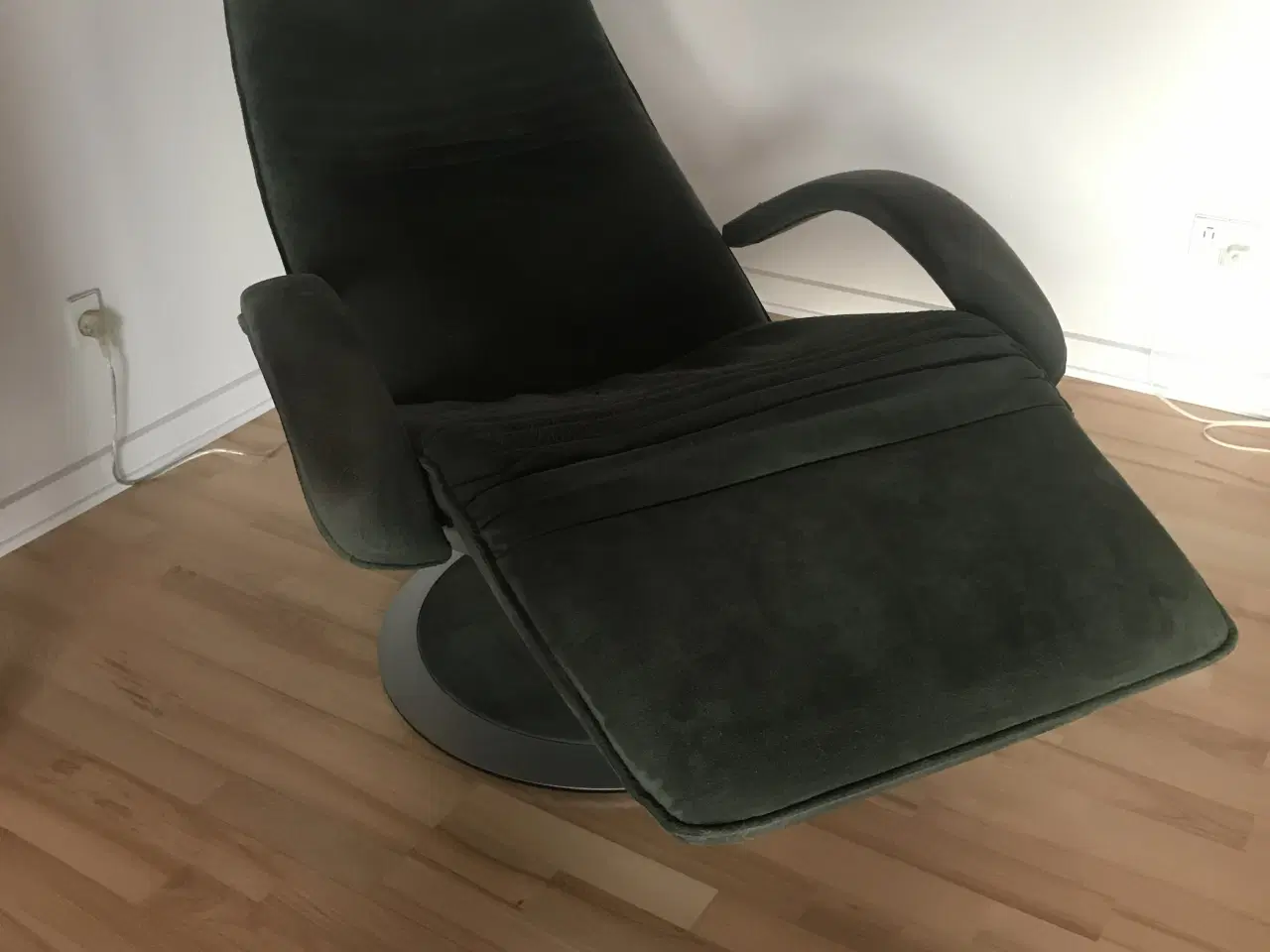Billede 4 - 2 stk. Komfortable lænestole-drejestole-nedsat  