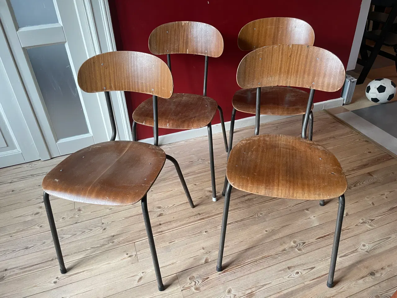 Billede 2 - Klassiske skolestole i teak 