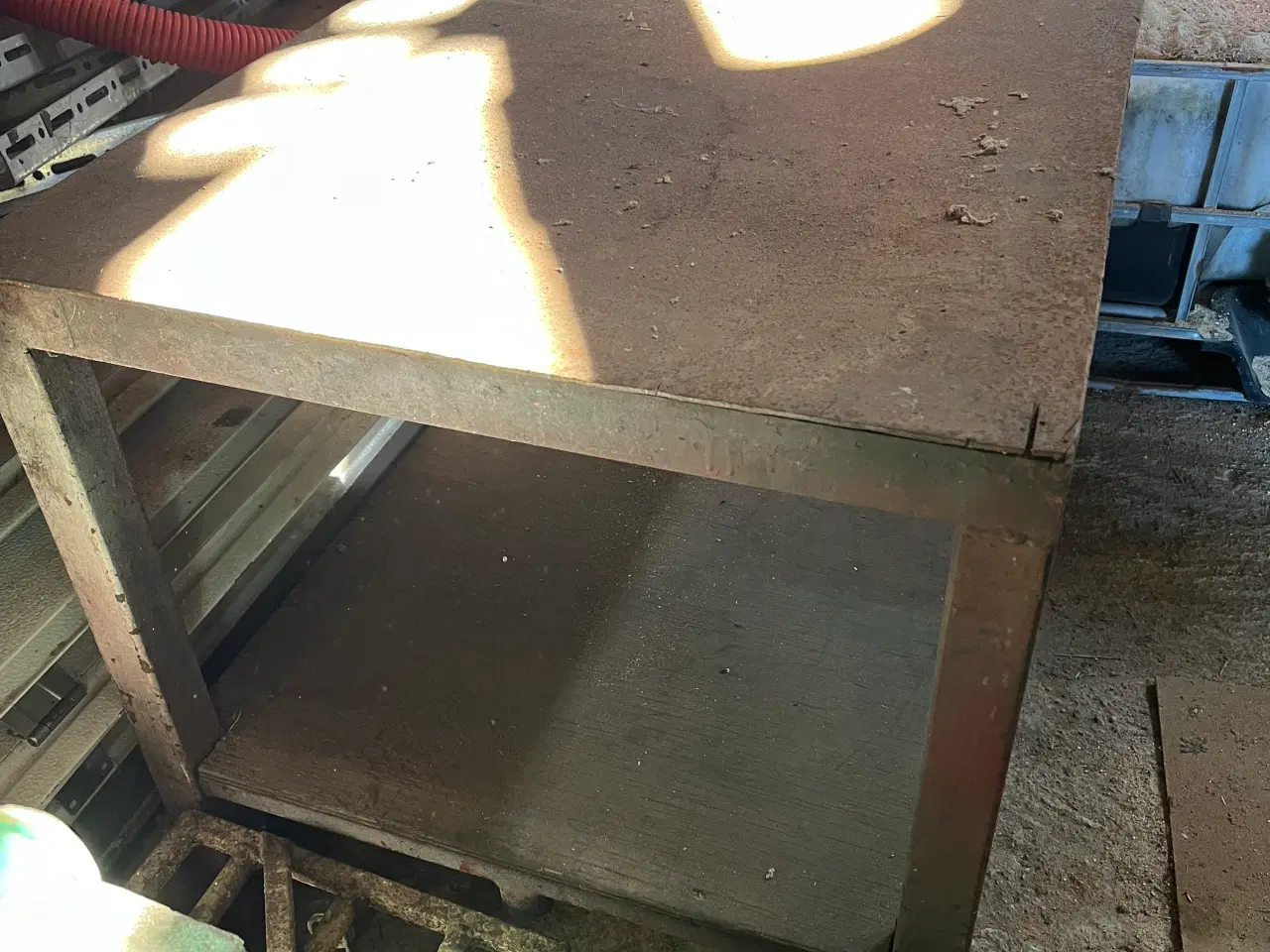 Billede 2 - Svejsebord i jern Bredde 70 x længde 110 cm.
