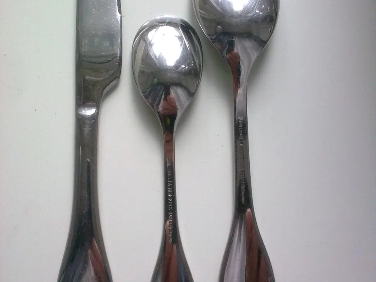 Billede 11 - Disney Peter Plys orange VENNER på juice glas