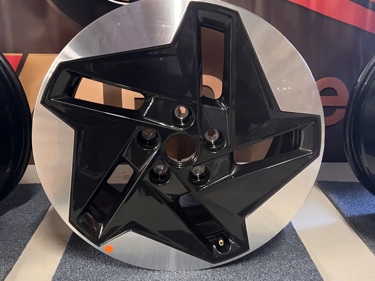 Billede 3 - Hyundai kona org alufælge 