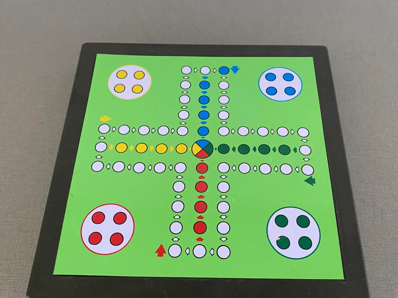 Billede 2 - Skak, ludo og andre spil