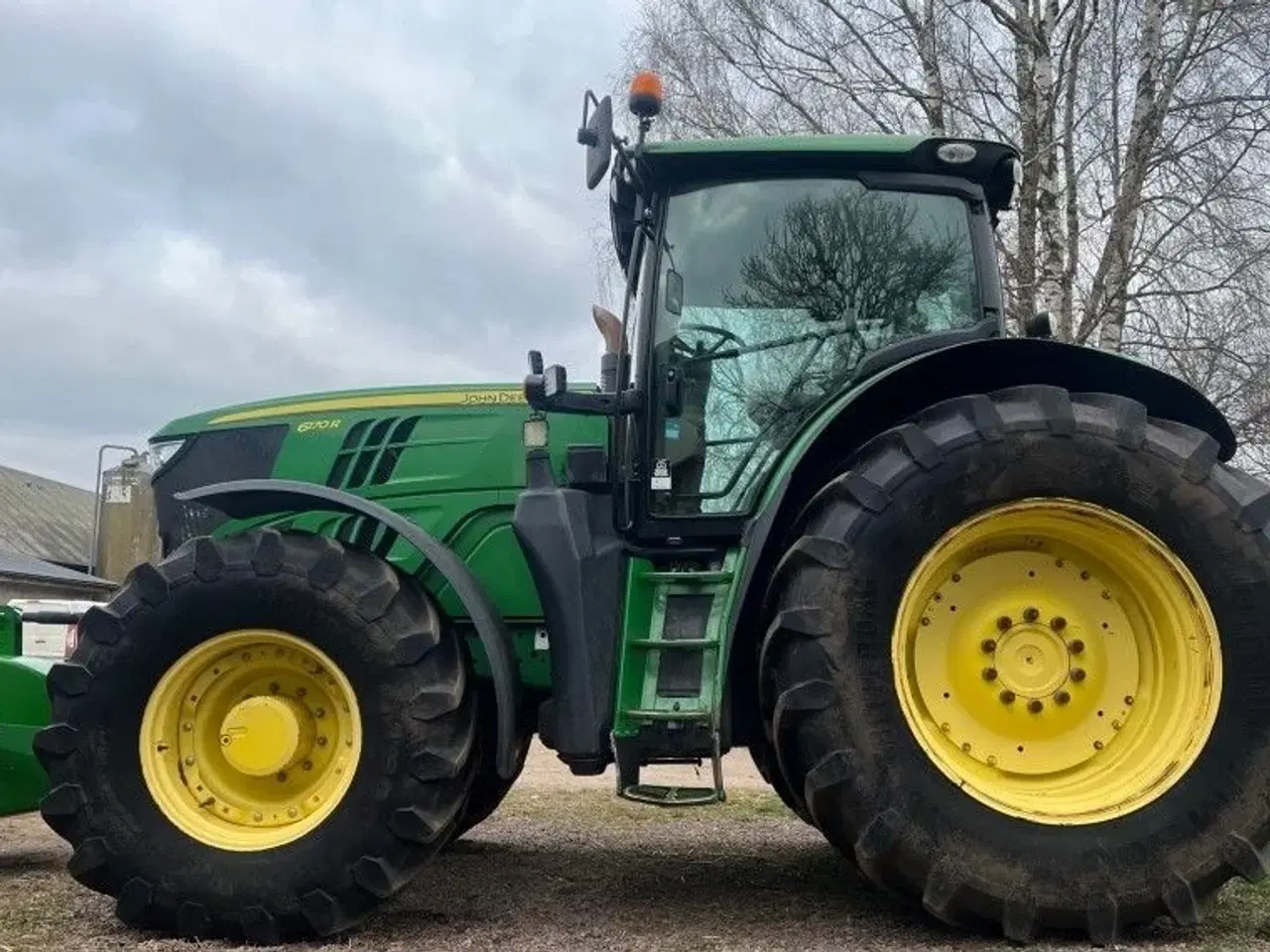 Billede 1 - John Deere 6170R AutoPower, med frontlift og stor hjul montering.