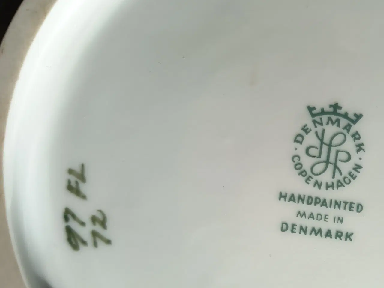 Billede 1 - Gaven til jægeren  - Royal Copenhagen fad