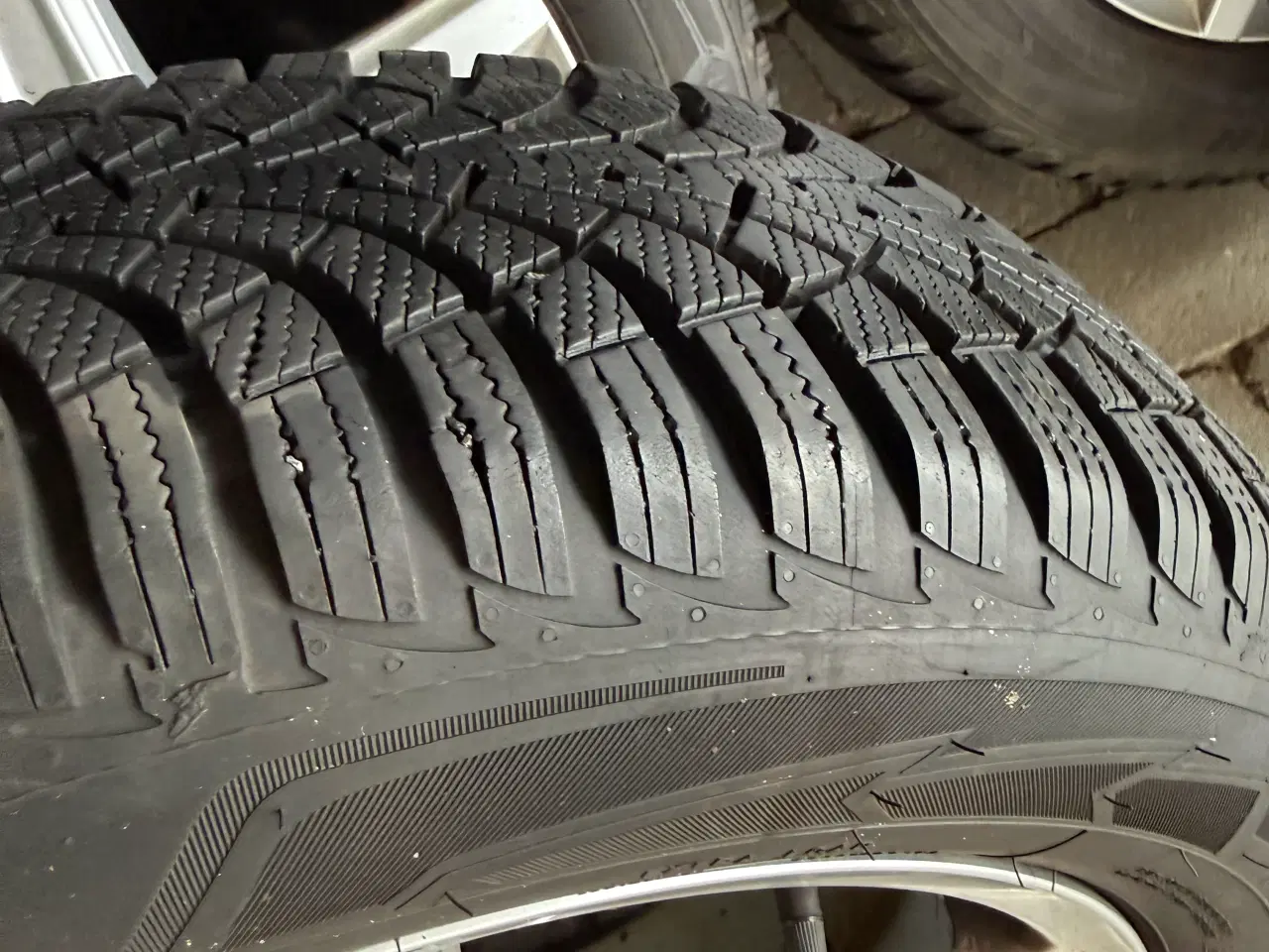 Billede 4 - Vinterhjul på alu fælge