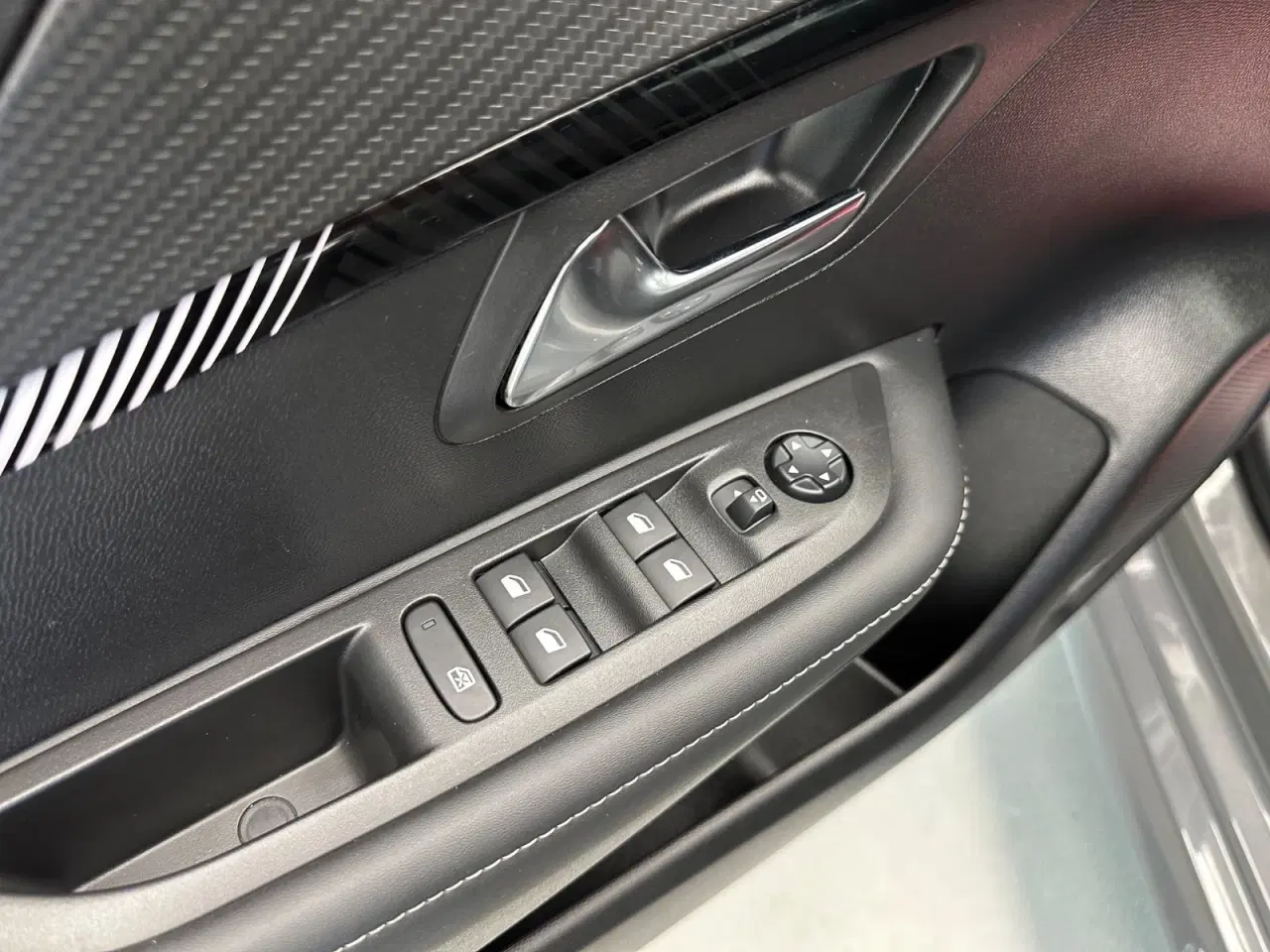 Billede 13 - Peugeot 208 1,2 PureTech 100 Allure