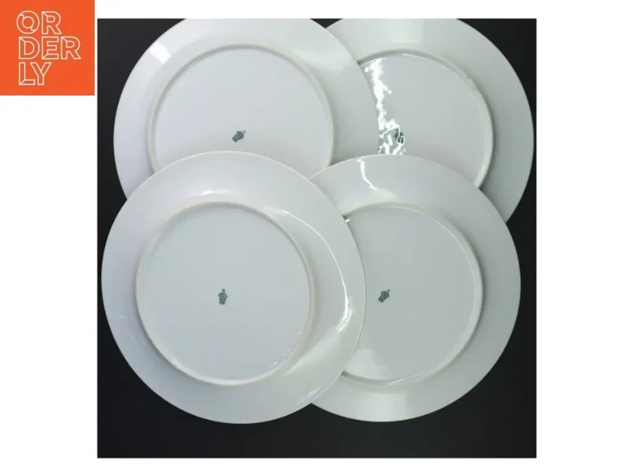 Billede 2 - 4 hvide tallerkener(str. Ø 26 cm)