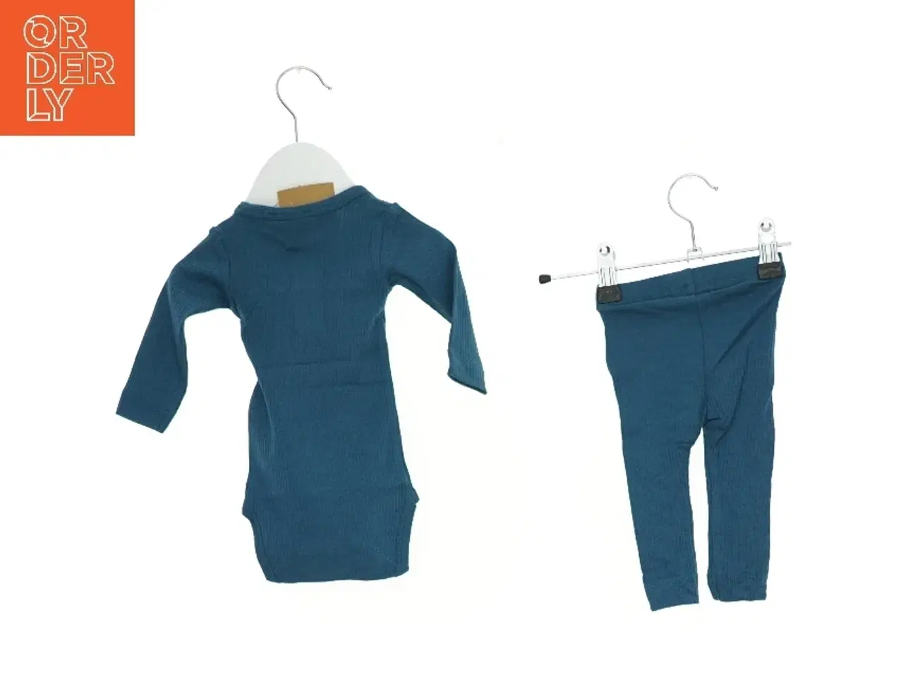 Billede 2 - Sæt børnetøj fra Name It (str. 56 cm)