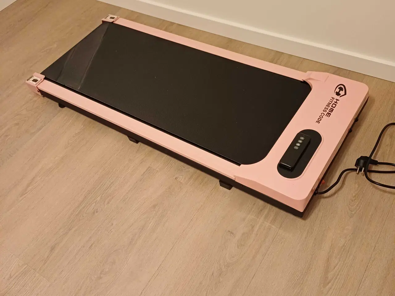 Billede 1 - Løbebånd næsten ikke brugt 