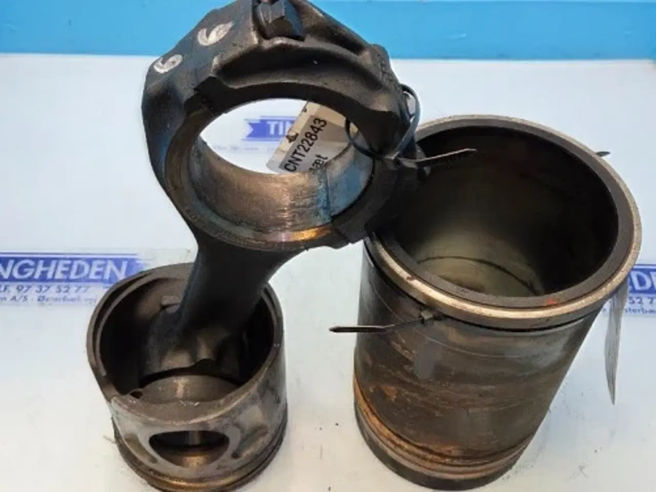 Billede 13 - Iveco Cursor13   Stempel Sæt  8094840 