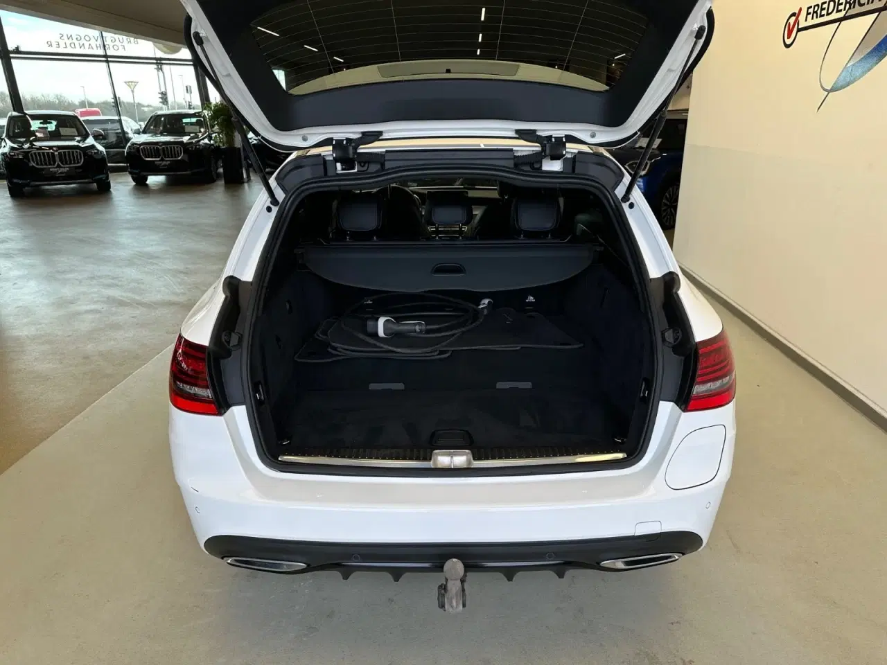 Billede 8 - Mercedes C300 de 2,0 AMG Line stc. aut.