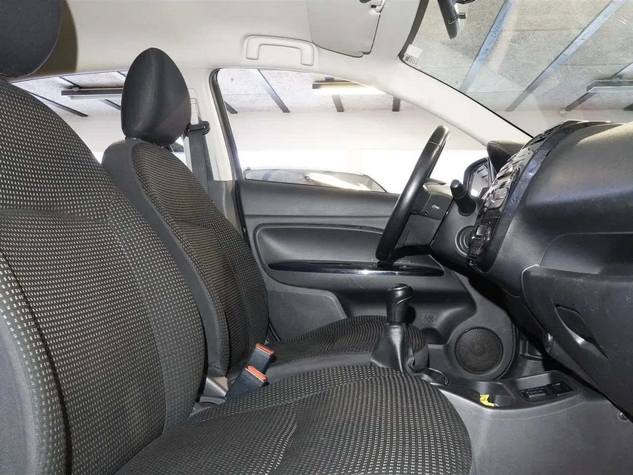 Billede 12 - Mitsubishi Space Star 1,2 Inbeat 80HK 5d