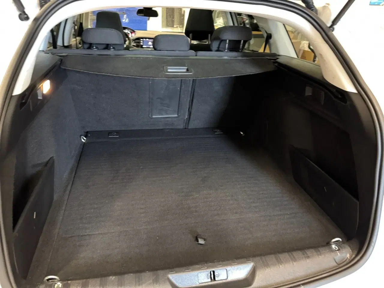 Billede 16 - Peugeot 308 1,6 BlueHDi 120 Selection Sky SW