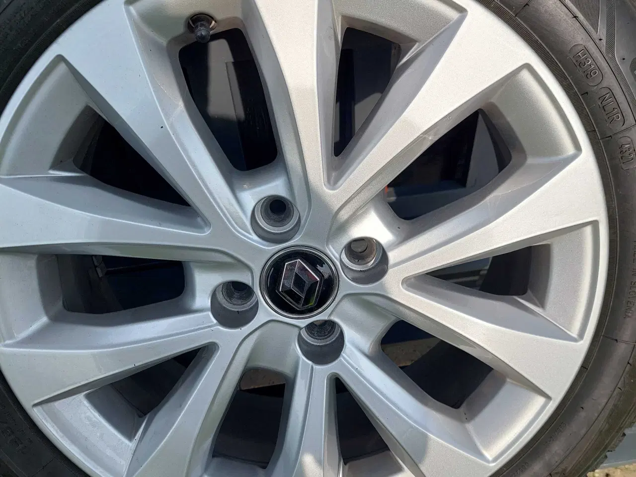 Billede 2 - Originale Renault vinterhjul på Alufælge 