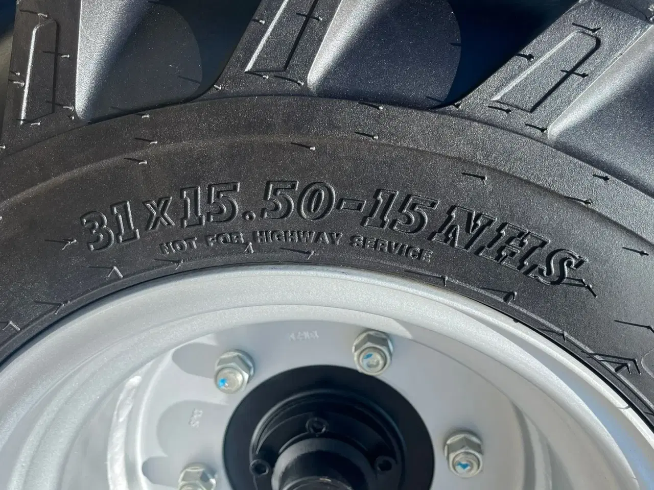 Billede 21 - Giant G2200E X-tra E Elektrisk minilæsser. DEN HAR KUN KØRT DEMO OG ER SOM NY