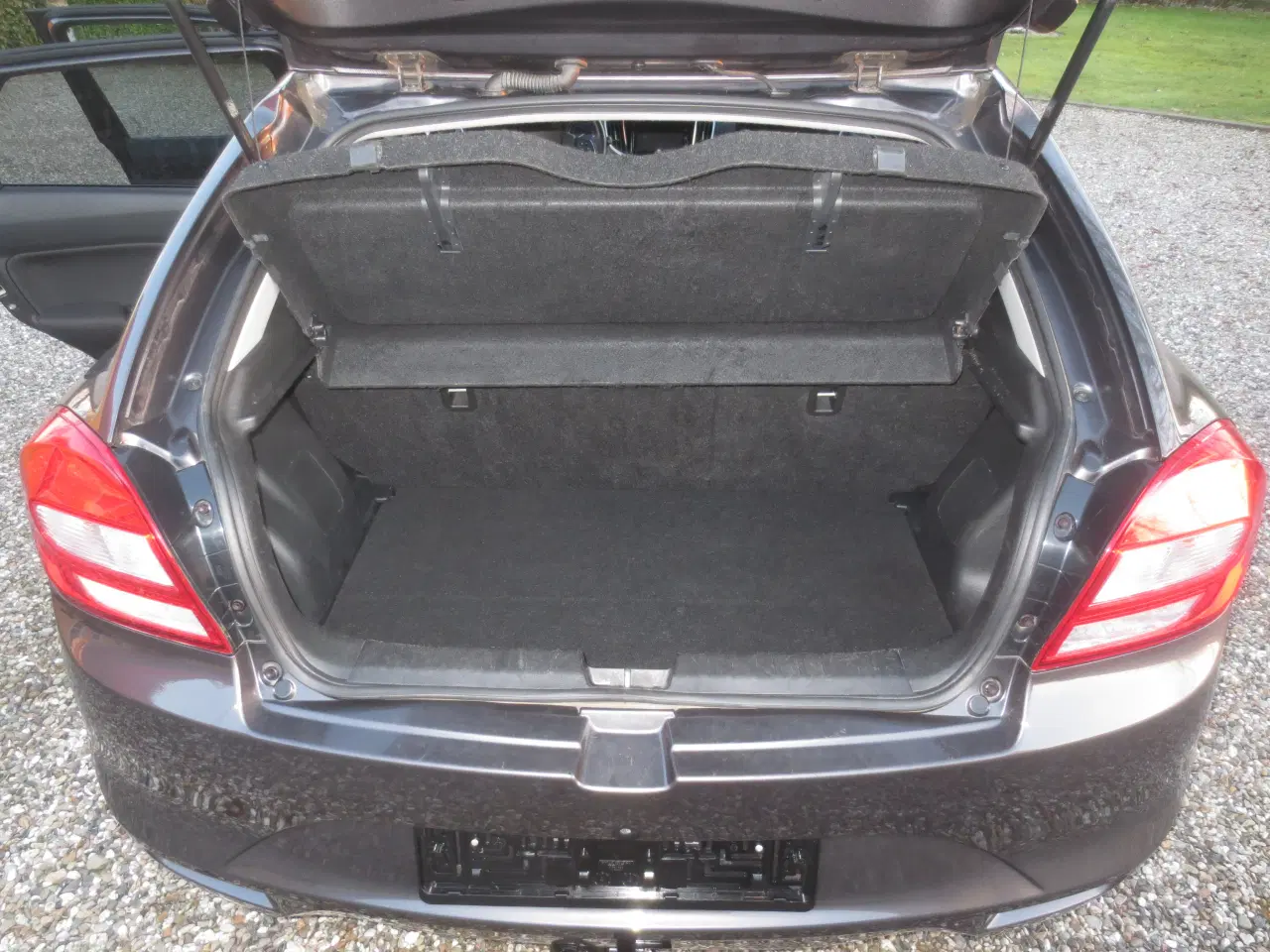 Billede 12 - Pæn Suzuki Baleno 1.2 i år 2019. 