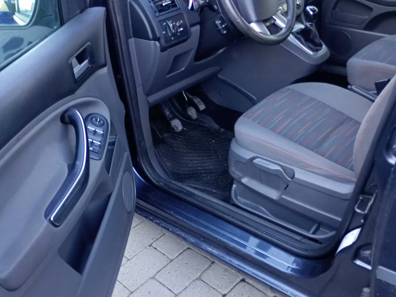 Billede 2 - Billig bil sælges 