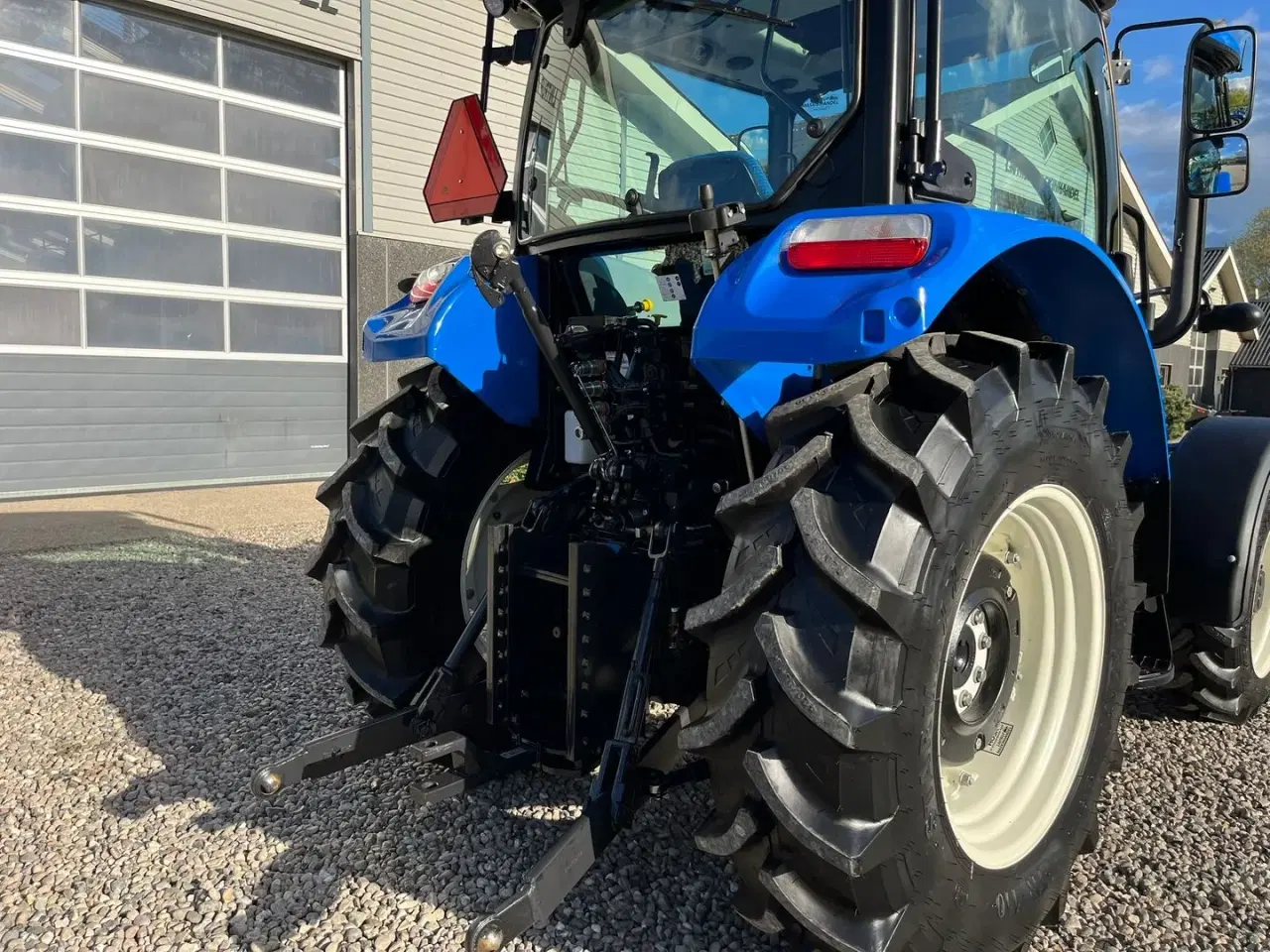 Billede 14 - New Holland T5.90S Med vendergear ved rettet og krybegear.