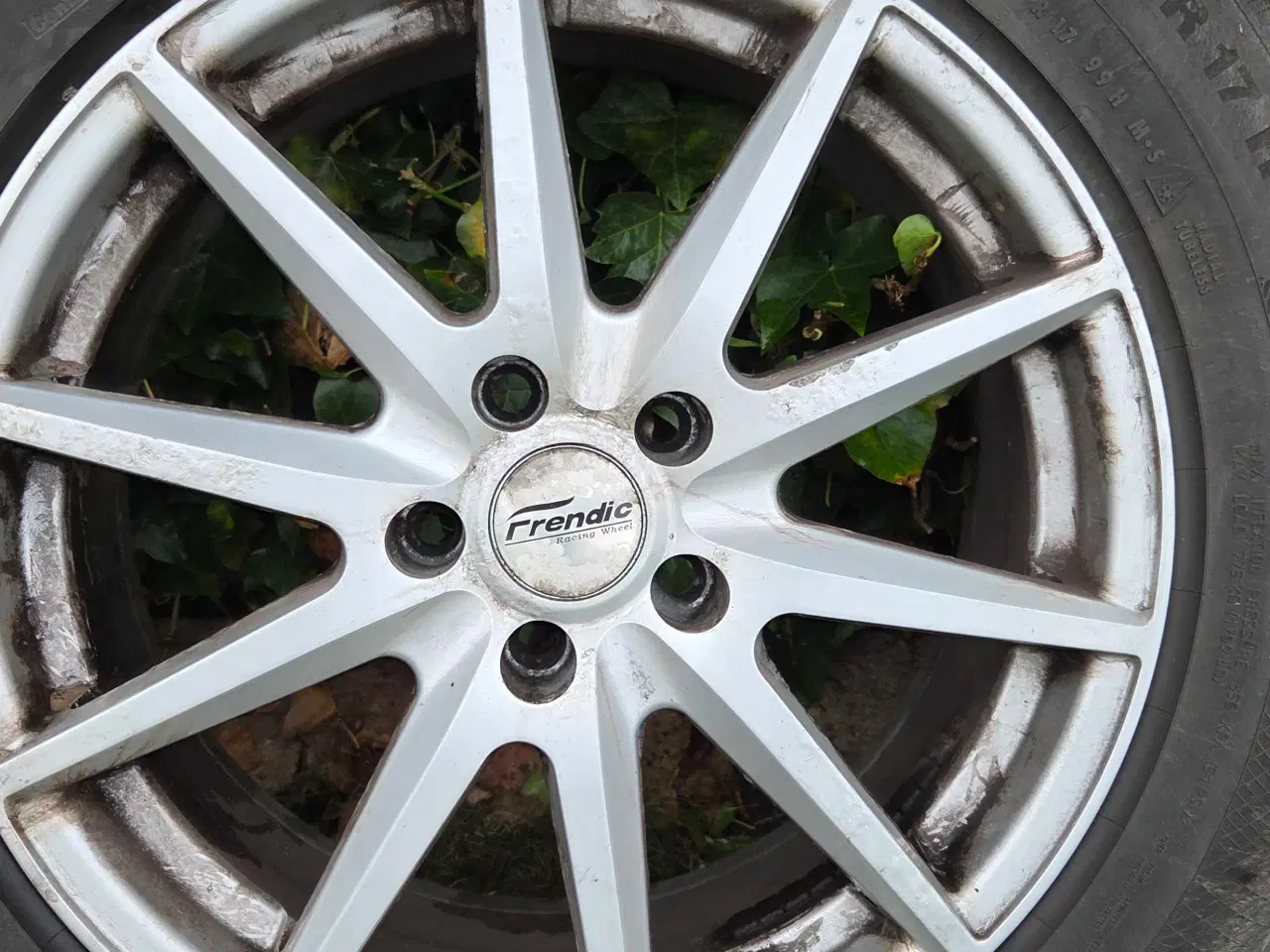 Billede 4 - 4 stk. Vinterhjul 17" på Alufælg