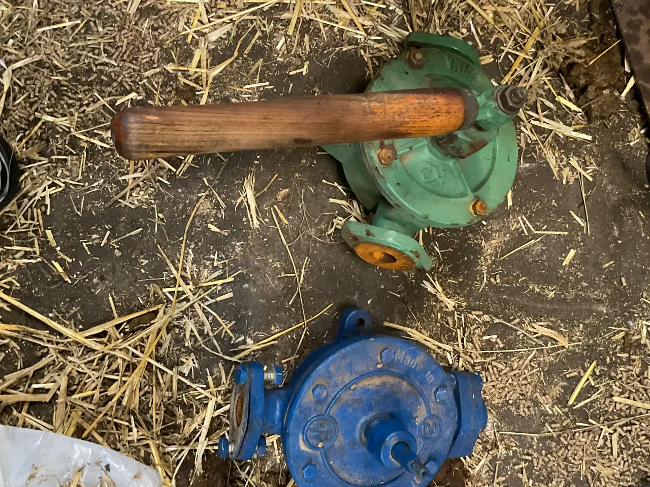 Billede 3 - Håndtag til diesel olie