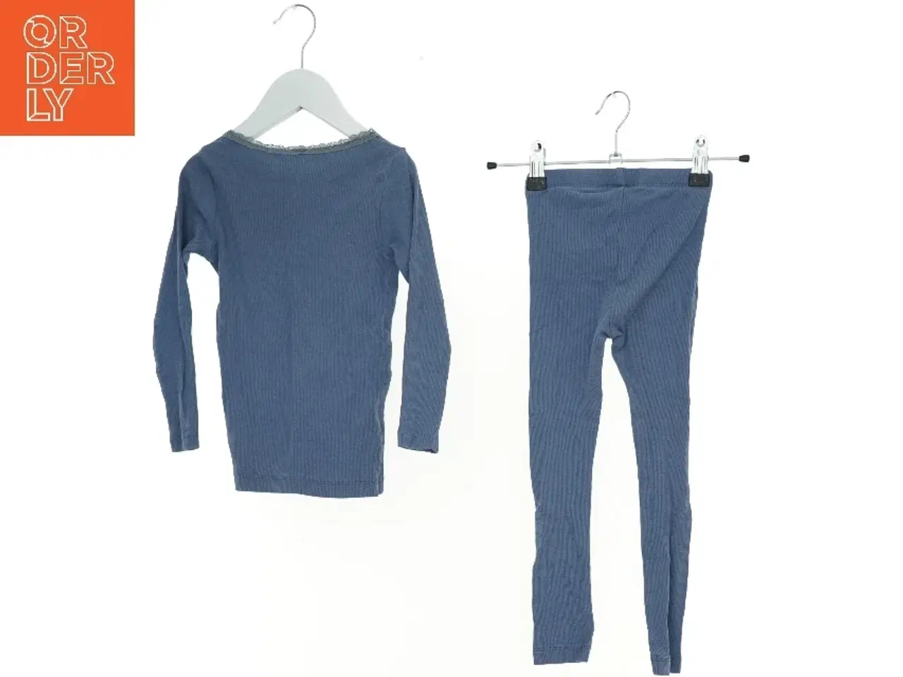 Billede 2 - Sæt (2 stk.) fra Name It (str. 104 cm)