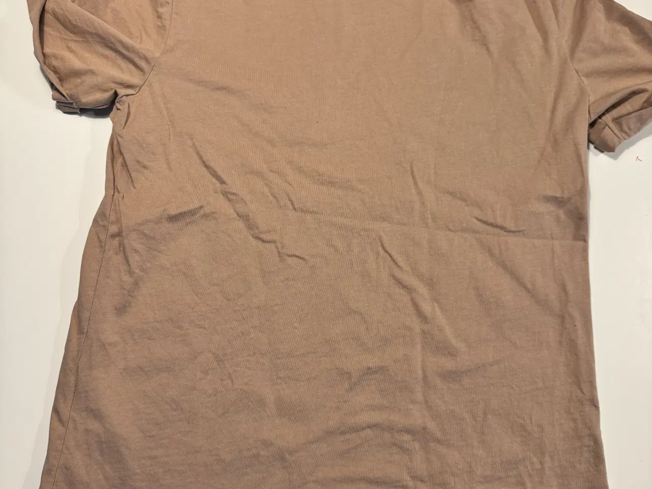 Billede 3 - T-shirt brun str s, Pieces