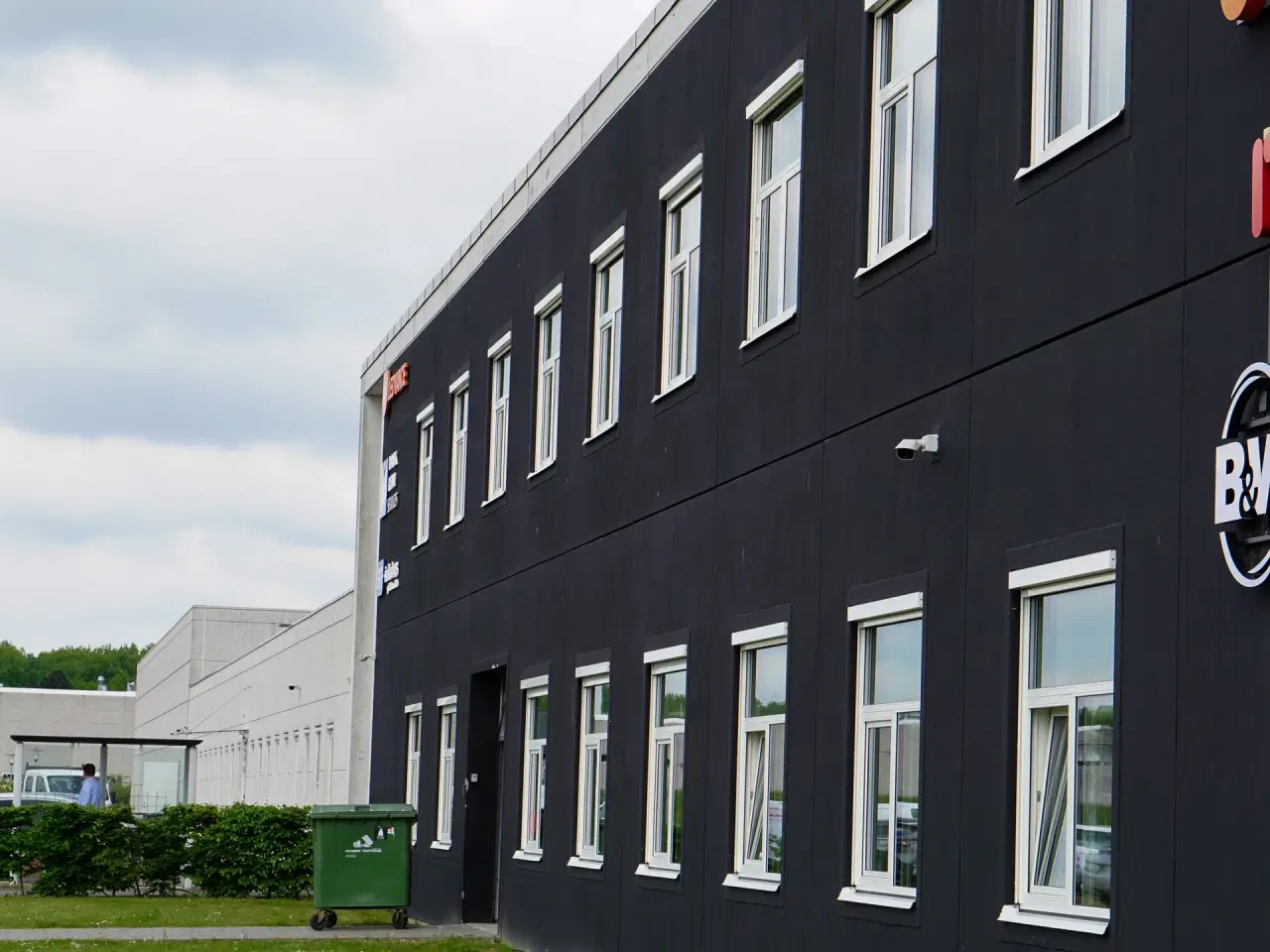 Billede 2 - Erhvervslejemål i præsentabel flerbrugerejendom med optimal beliggenhed