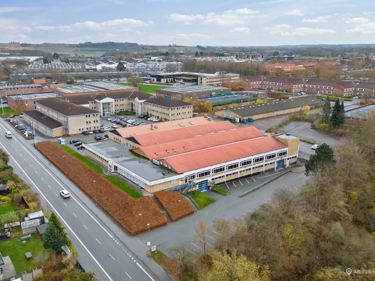 Billede 2 - Klassisk murstensejendom med alsidige erhvervsmuligheder